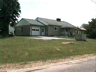 Building photograph for 11 SUNNY RIDGE RD